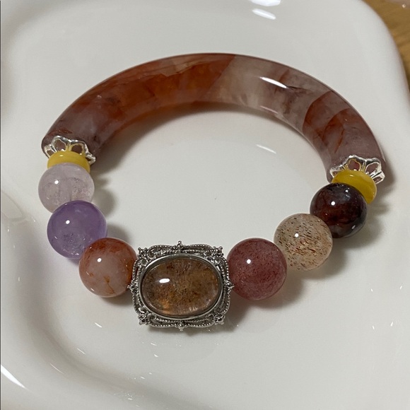 Statement Piece fire Quartz natural half bangle